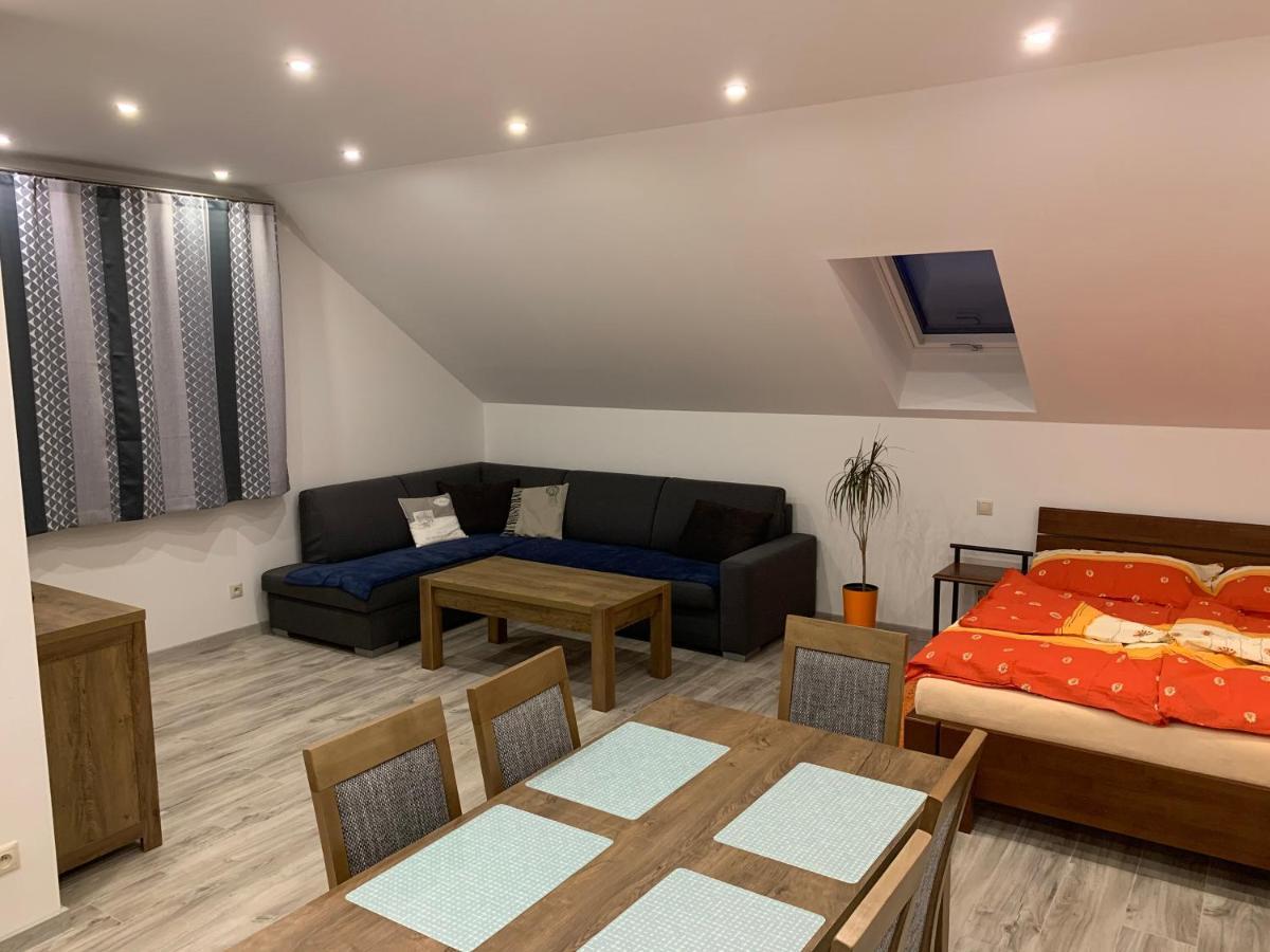 Apartman Liso ボブロヴェッツ エクステリア 写真